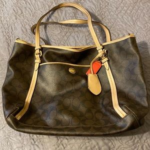 Coach handbag - used